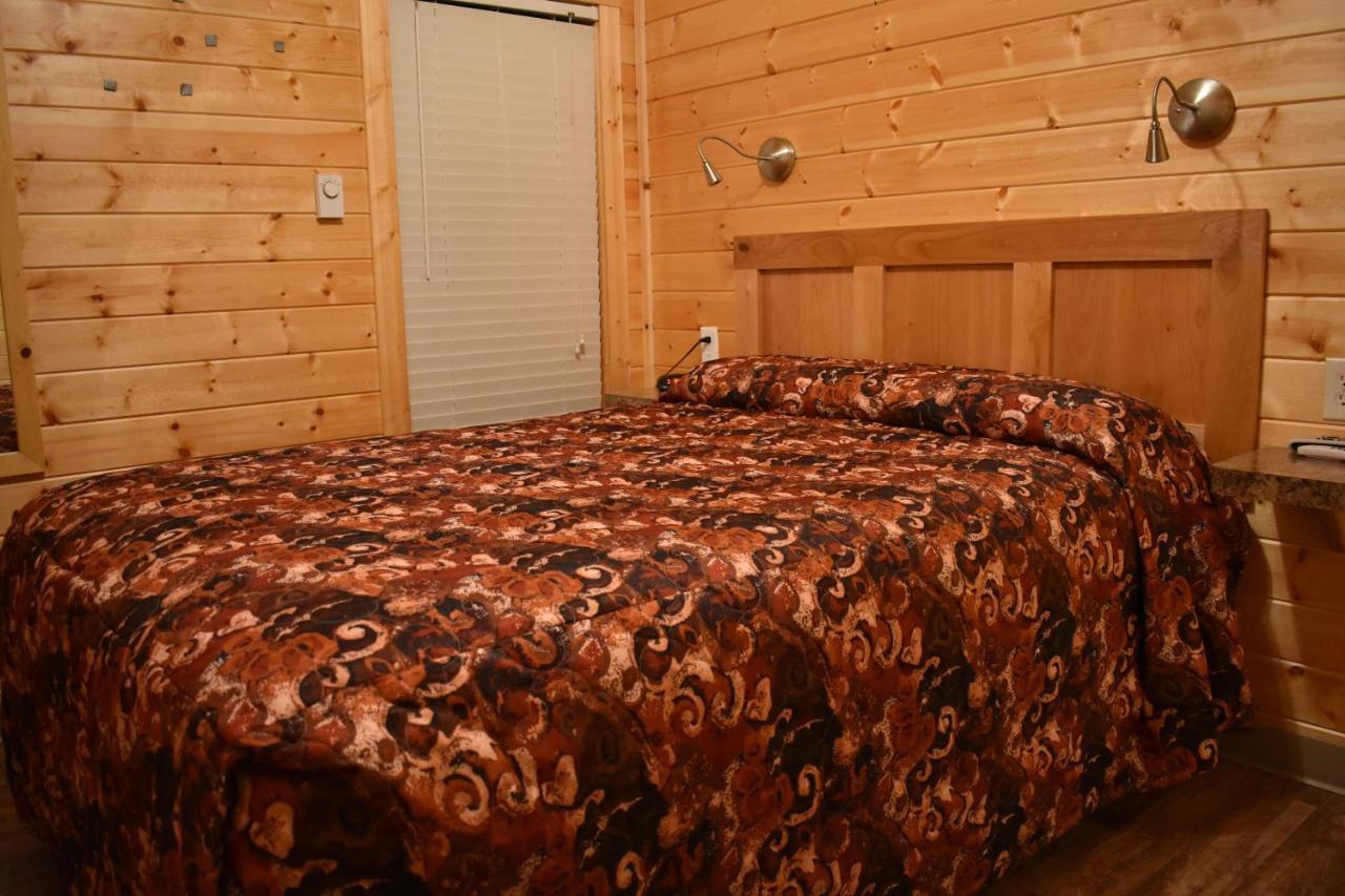Tall Chief Camping Resort Cottage 1 Pleasant Hill Eksteriør bilde